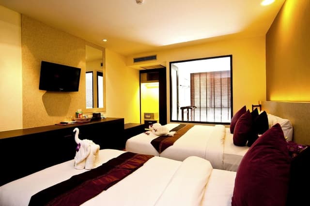 Deluxe Triple Room