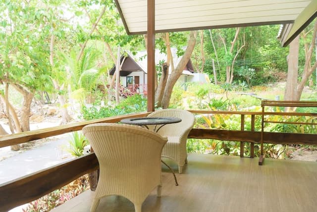 Beachfront Honeymoon Suite