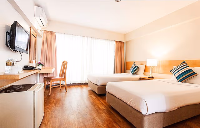Standard Twin Room