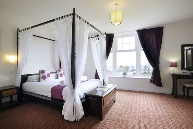 Signature Room