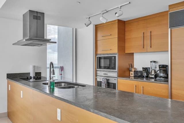 Royal Apartment, 2 Bedrooms, Private Pool, Ocean View