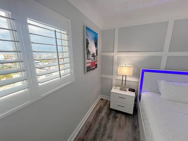 Suite with King Bed, Beachfront, Balcony
