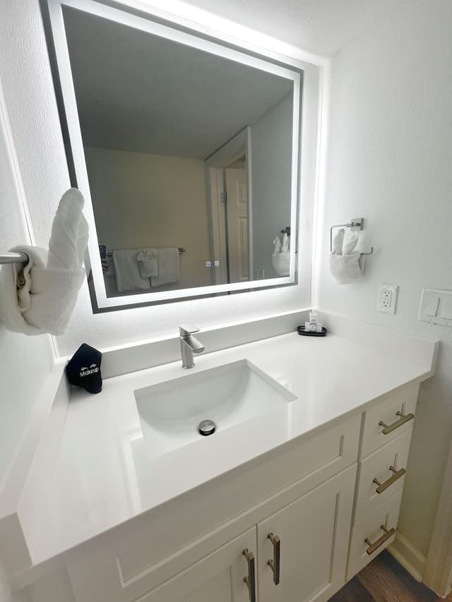 Suite with King Bed, Beachfront, Balcony
