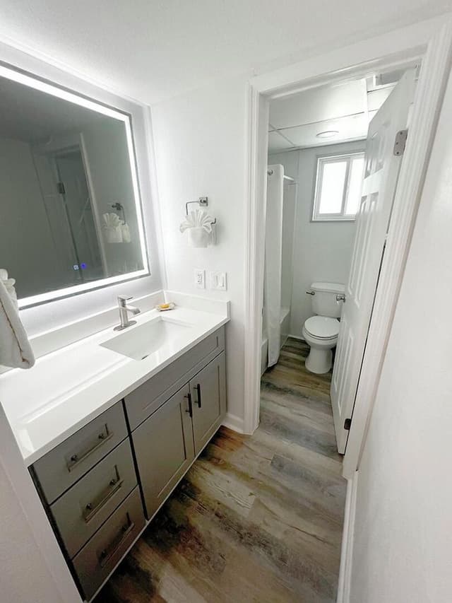 Suite with King Bed, Beachfront, Balcony