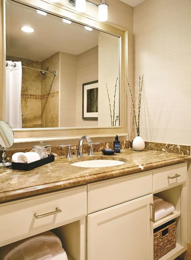 2 Bedroom Residence