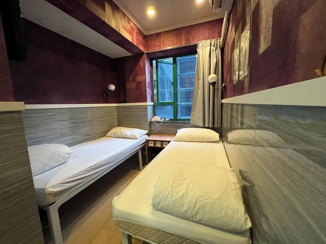 Standard Double or Twin Room (With Window)