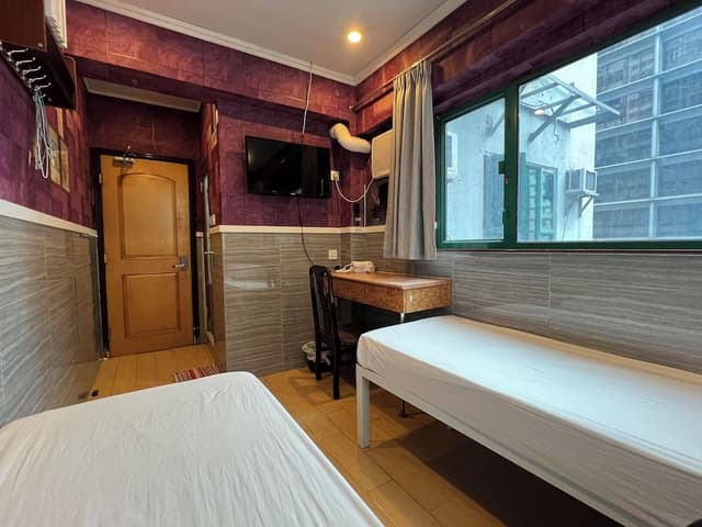 Standard Double or Twin Room (With Window)