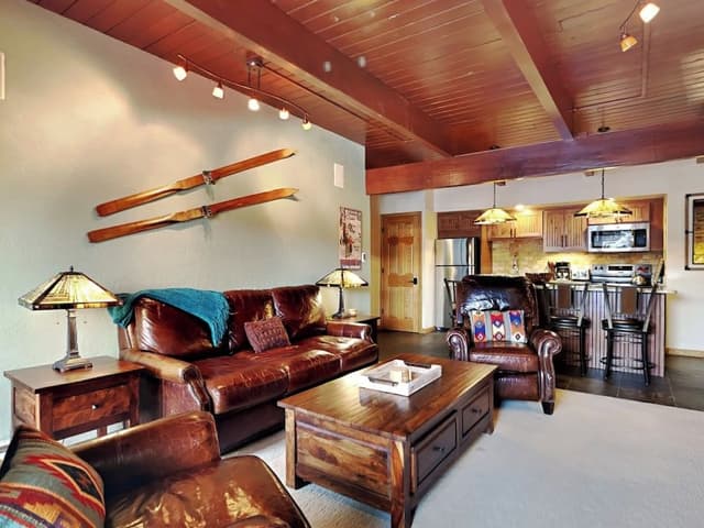 Deluxe One Bedroom ~ C1B