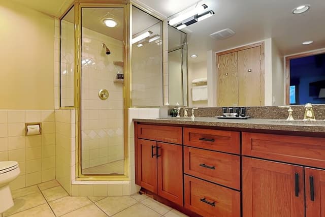 Deluxe Two Bedroom plus Loft ~ C3E