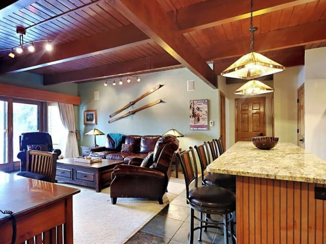 Deluxe One Bedroom ~ C1B
