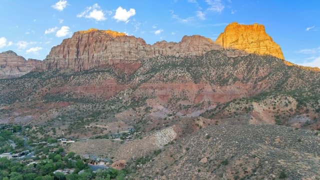 Luxury Villa, 2 Bedrooms, Balcony, Mountain View