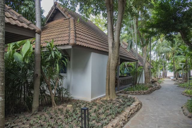 Deluxe Villa, Garden View