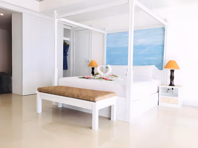 Royal Pool Villa Beach Front