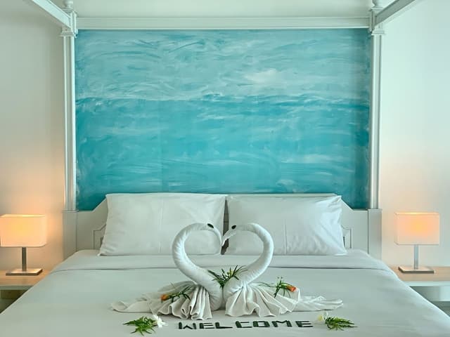 Royal Pool Villa Beach Front
