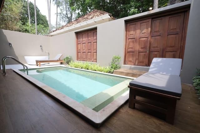 Seaview Family Pool Villa