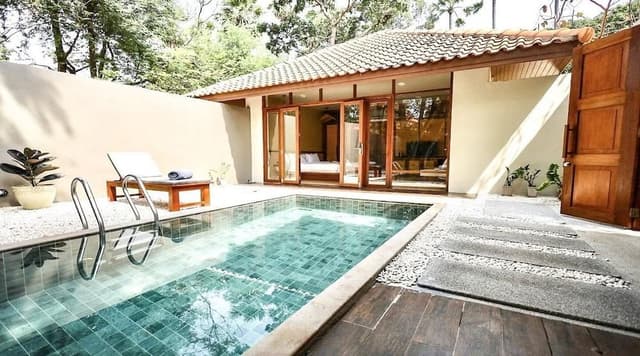 2 Bedrooms Pool Villa
