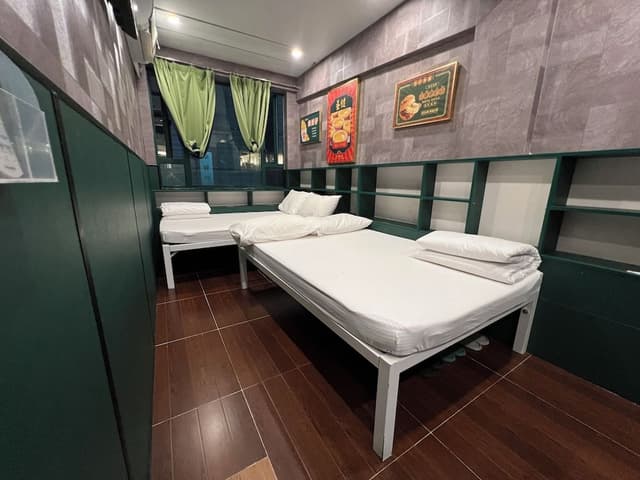 Economy Quadruple Room