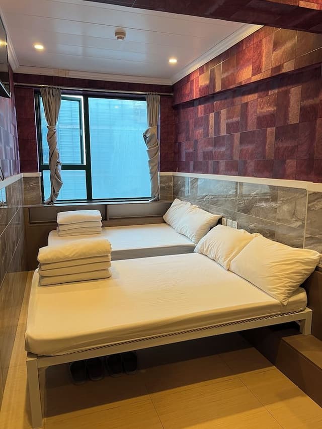 Economy Quadruple Room