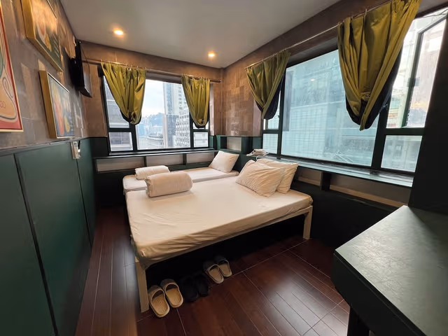 Comfort Triple Room