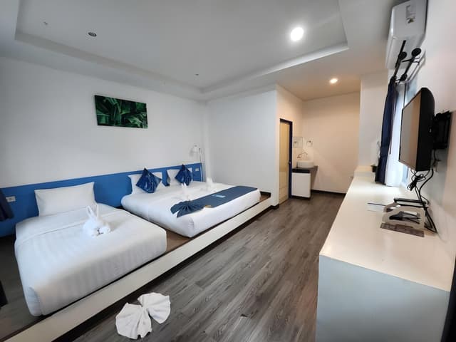 Basic Triple Room, Multiple Beds, Garden View