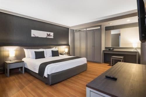 Executive Suite