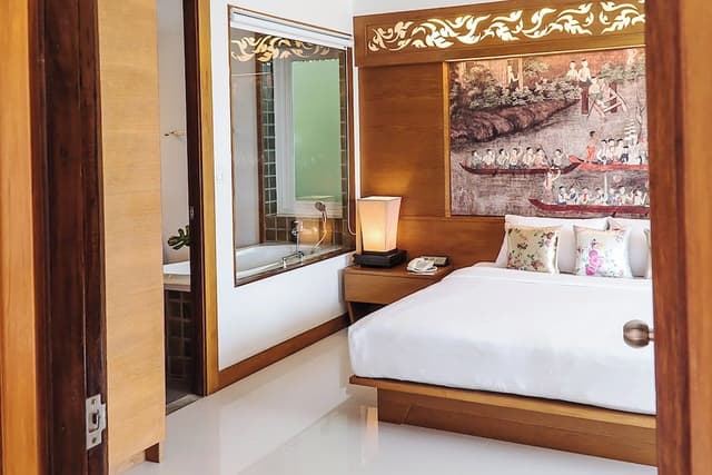 Deluxe Family Room