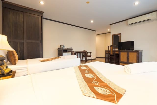 Family Suite, Multiple Beds, Balcony