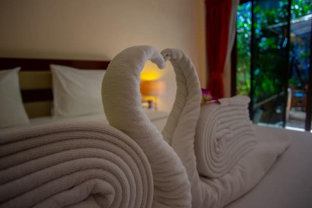 Deluxe Double Room, 1 King Bed, Pool Access, Pool View