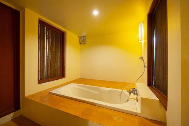 Baan Sod Sai Thani Pool (Villa)