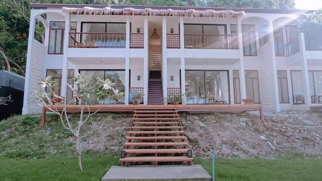 Superior Sea View with Pool