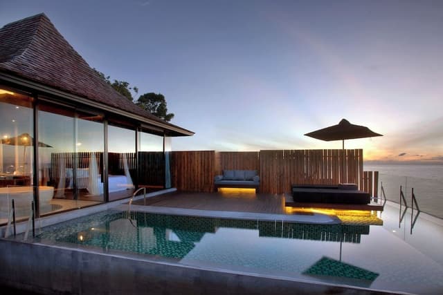 Ocean Front Pool Villa