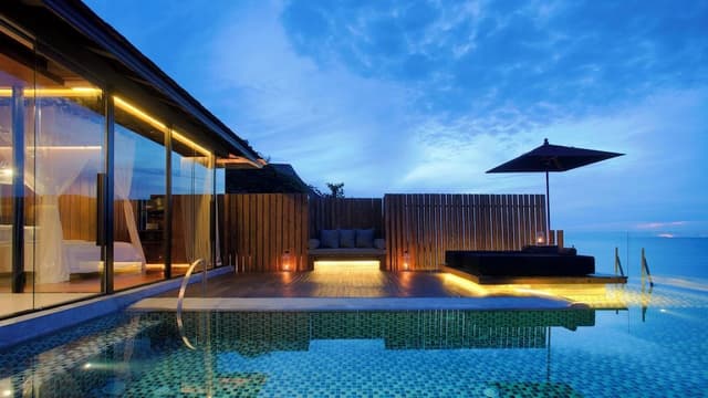 Ocean Front Pool Villa