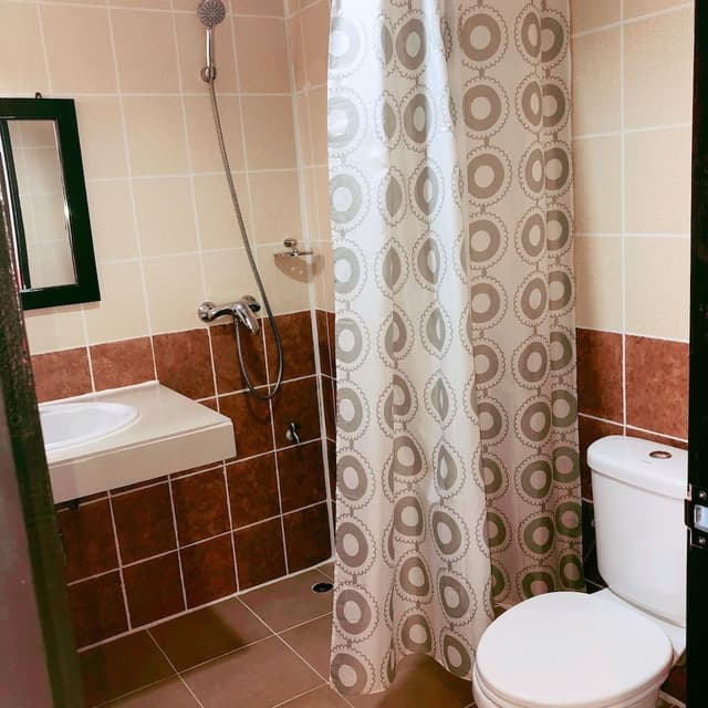 Economy Double Room, 1 Queen Bed