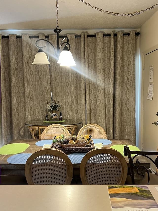 Condo, 3 Bedrooms