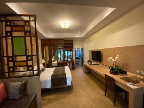 Grand Deluxe Double Room with Spa Bath