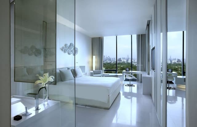 Signature Room, 1 King Bed, Club Lounge Access (SO Club)