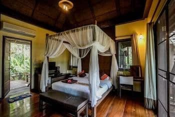 Hill Cottage Pool Villa Room