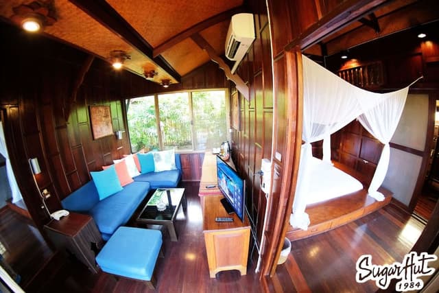 Suite, 2 Bedrooms