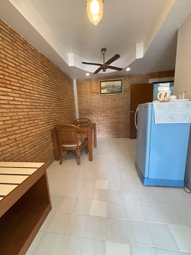 One Bedroom Apartment