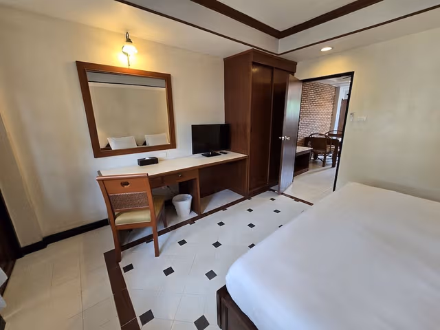 One Bedroom Apartment