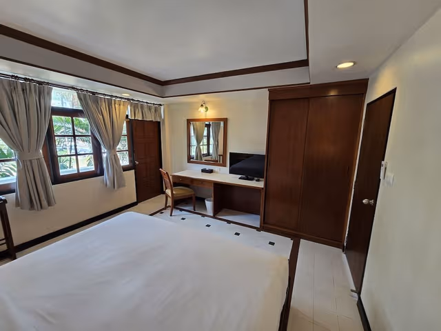 One Bedroom Apartment