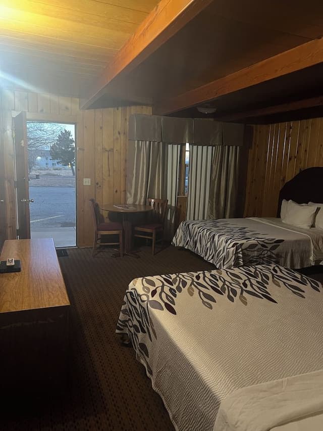 Standard Room, 2 Queen Beds