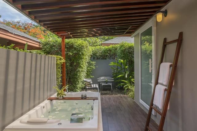 Private Jacuzzi Villa - Double