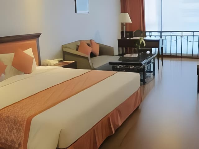 Deluxe King Room