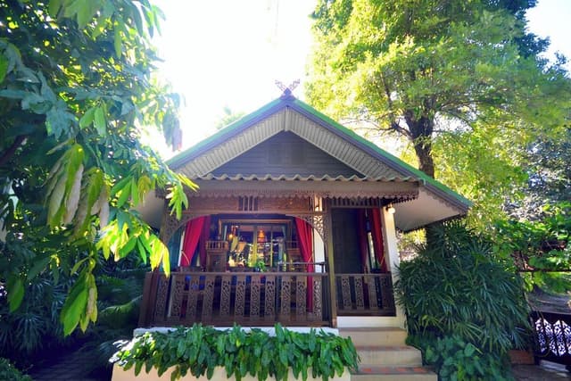 Family Bungalow