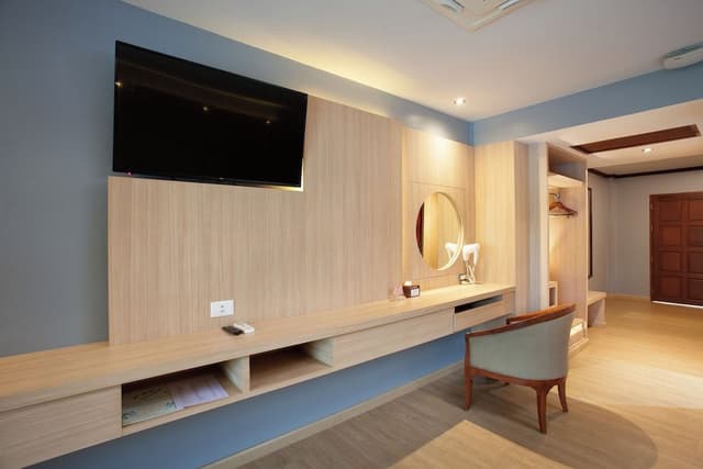 Deluxe Triple Room