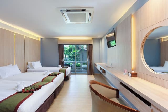 Deluxe Triple Room