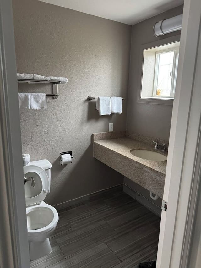 Standard Suite, 2 Queen Beds, Non Smoking