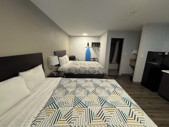 Standard Room, 2 Queen Beds, Smoking