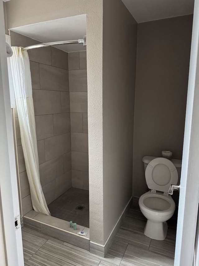 Standard Suite, 1 Queen Bed, Non Smoking
